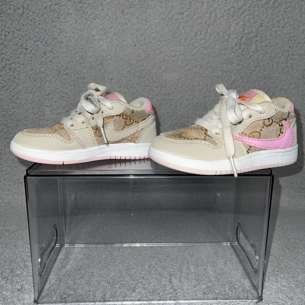 Nike Jordan 1 Travis Scott Sneakers Toddler Sz 8C Pink Reversed Swoosh DM7366058